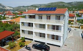 Apartments Jozic