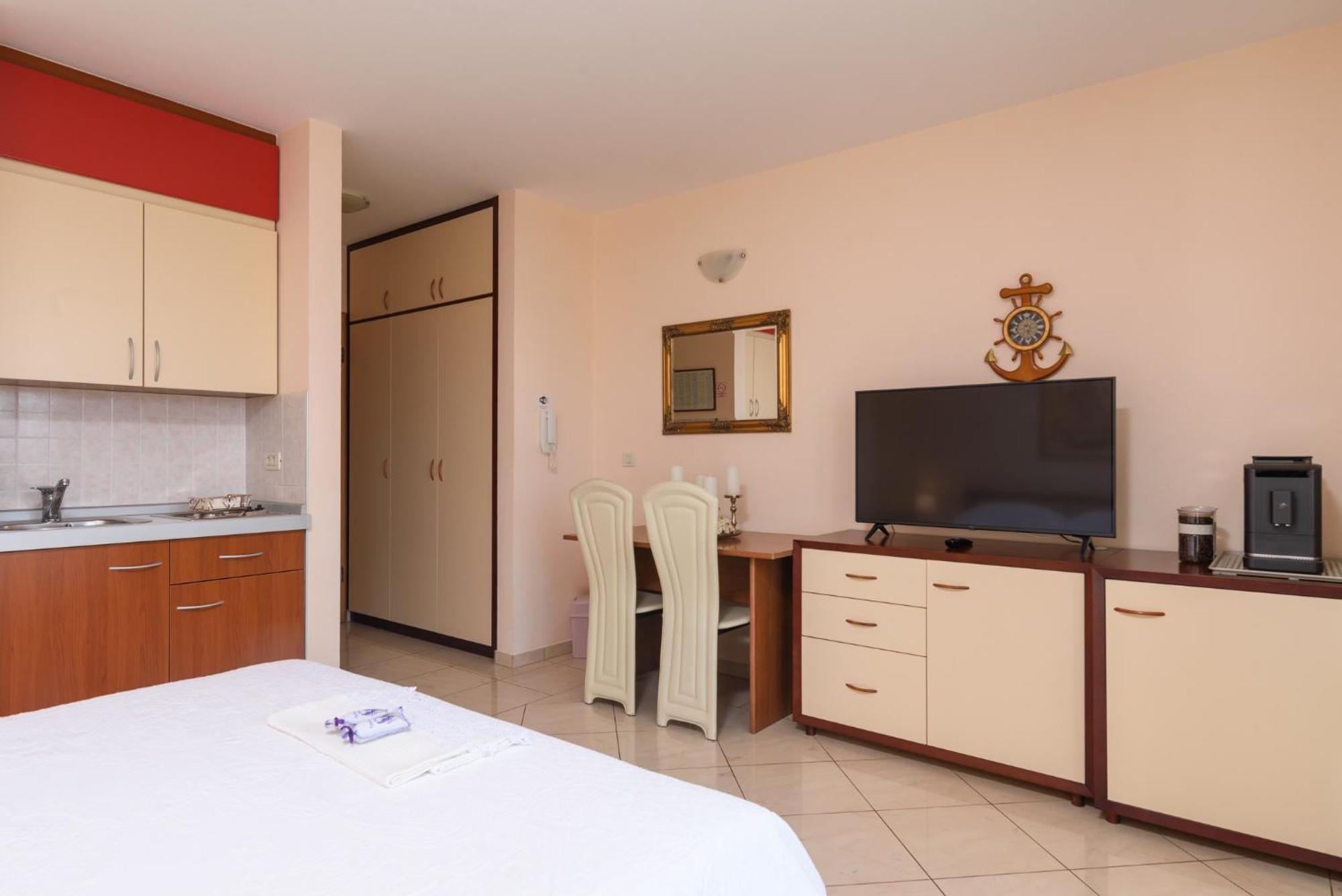Apartments Jozic Trogir Exterior foto