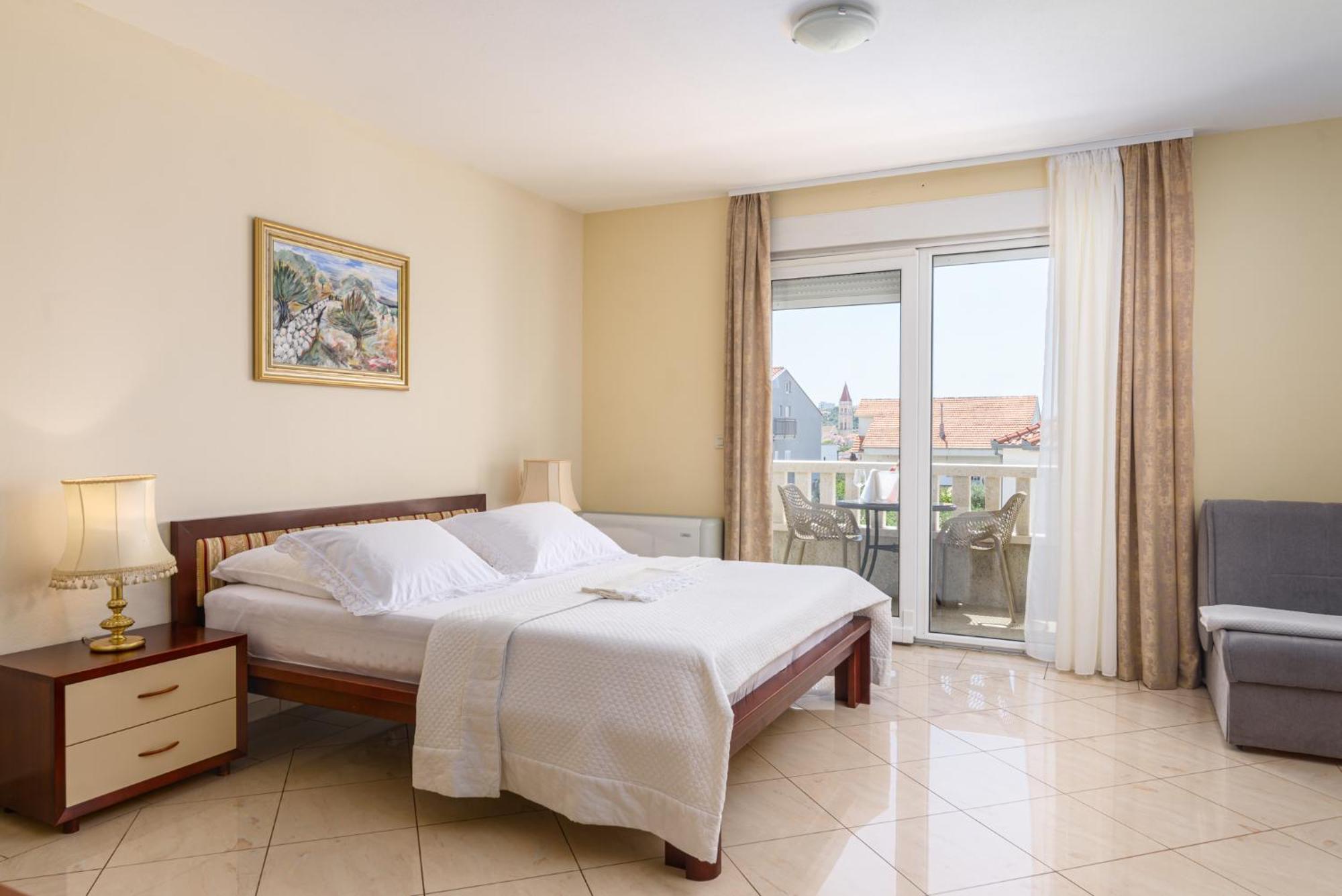 Apartments Jozic Trogir Exterior foto